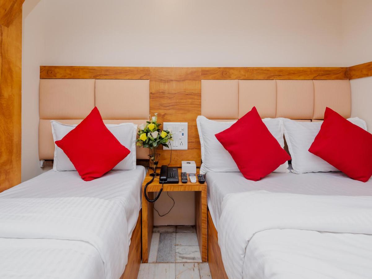 Hotel Kgn Near Cst Railway Station Mumbai And Haj House Mumbai Near Crawford Market Bombay Exterior foto
